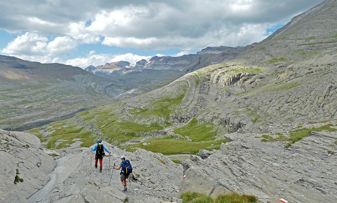 A la Collata Arrablo, versant sud du Monte Perdido.