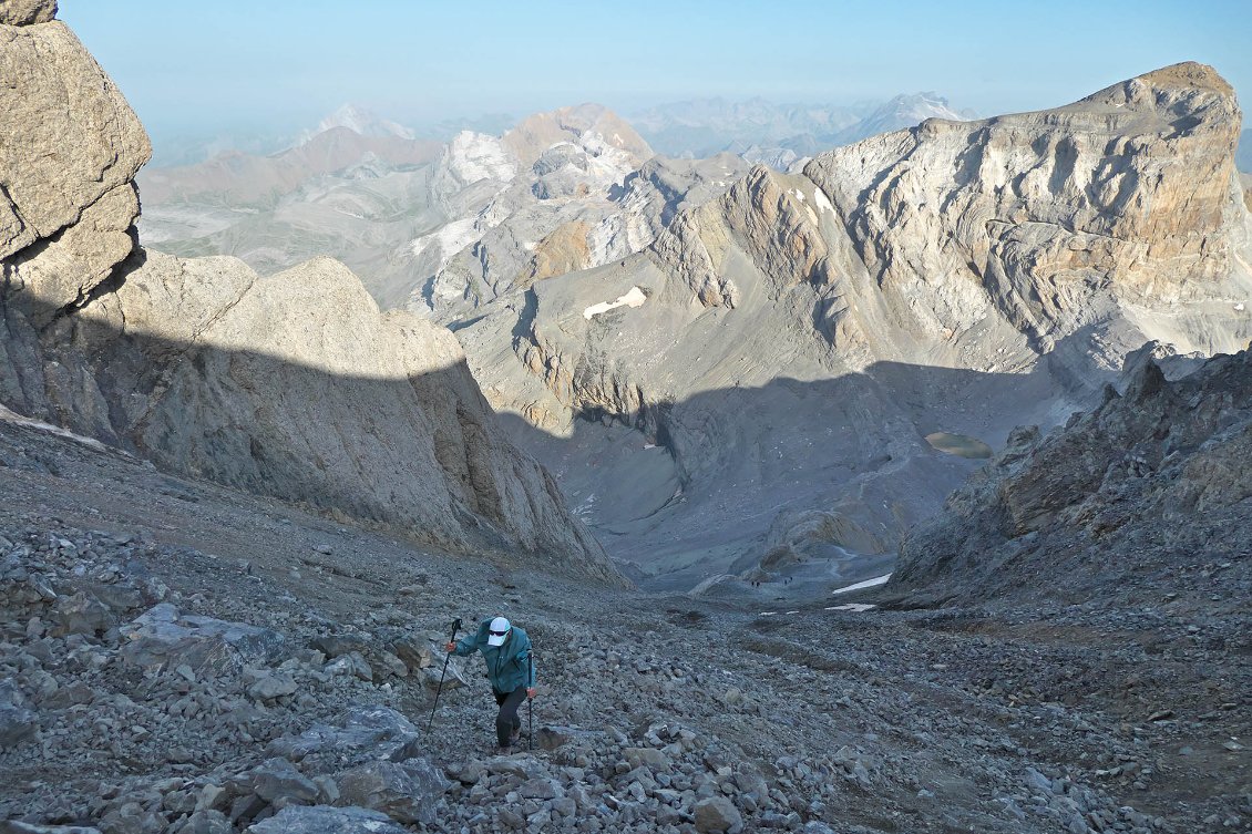 En haut de la combe sommitale du Mont Perdu