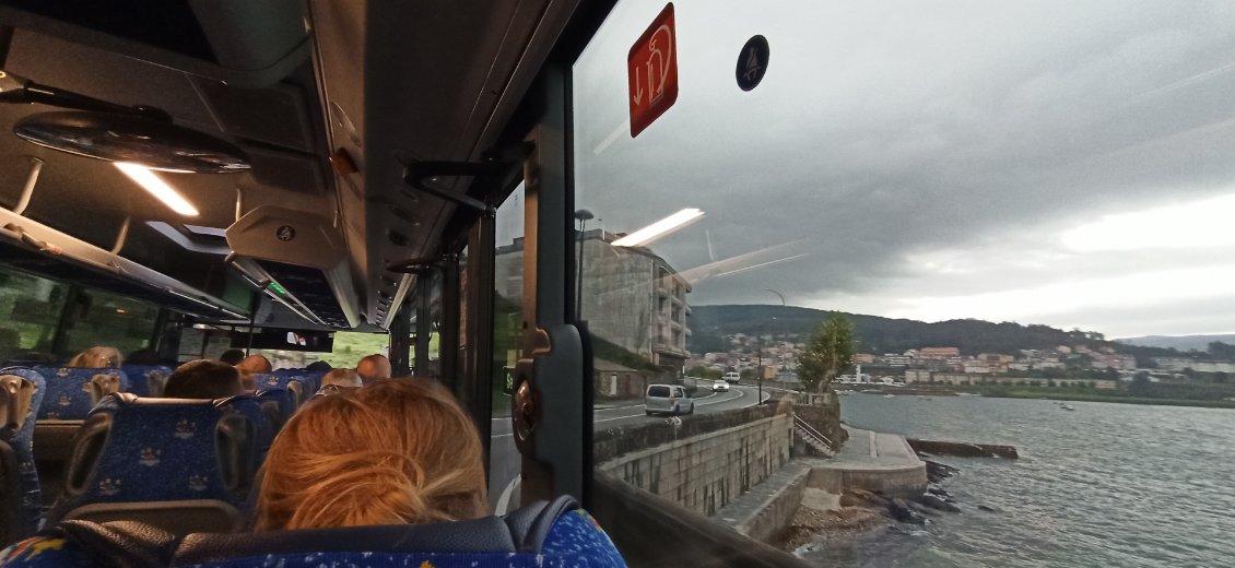 J20. Retour en bus à Saint-Jacques de Compostelle où je dormirai avant de rentrer le lendemain.