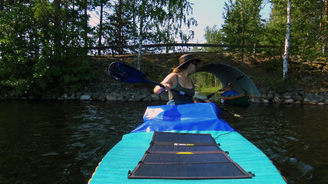 Le trajet pour rejoindre le camping dépasse les 30 kms, mais ca y est, nos corps sont rodés, nos esprits blindés et nos émotions en réclament d'avantage.