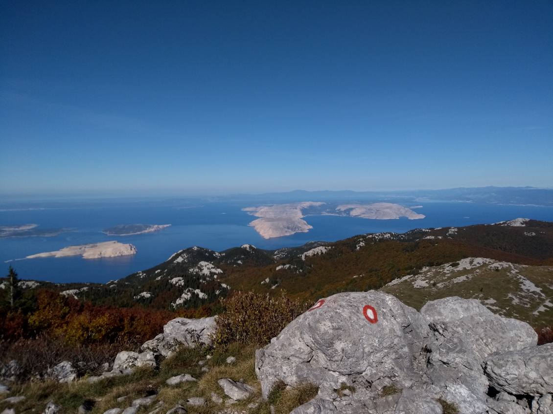 Vue sur l'Adriatique depuis les crêtes croates.
Photo : Thomas Seramour