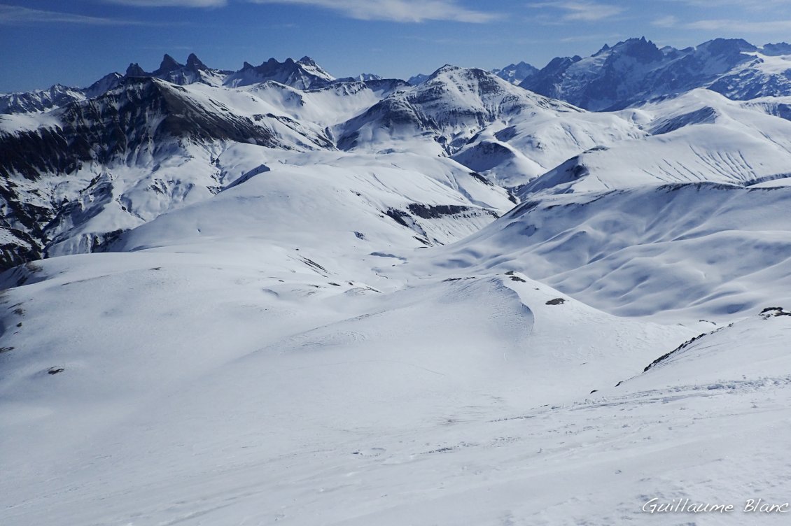 Panorama somptueux depuis la cime de la Valette.