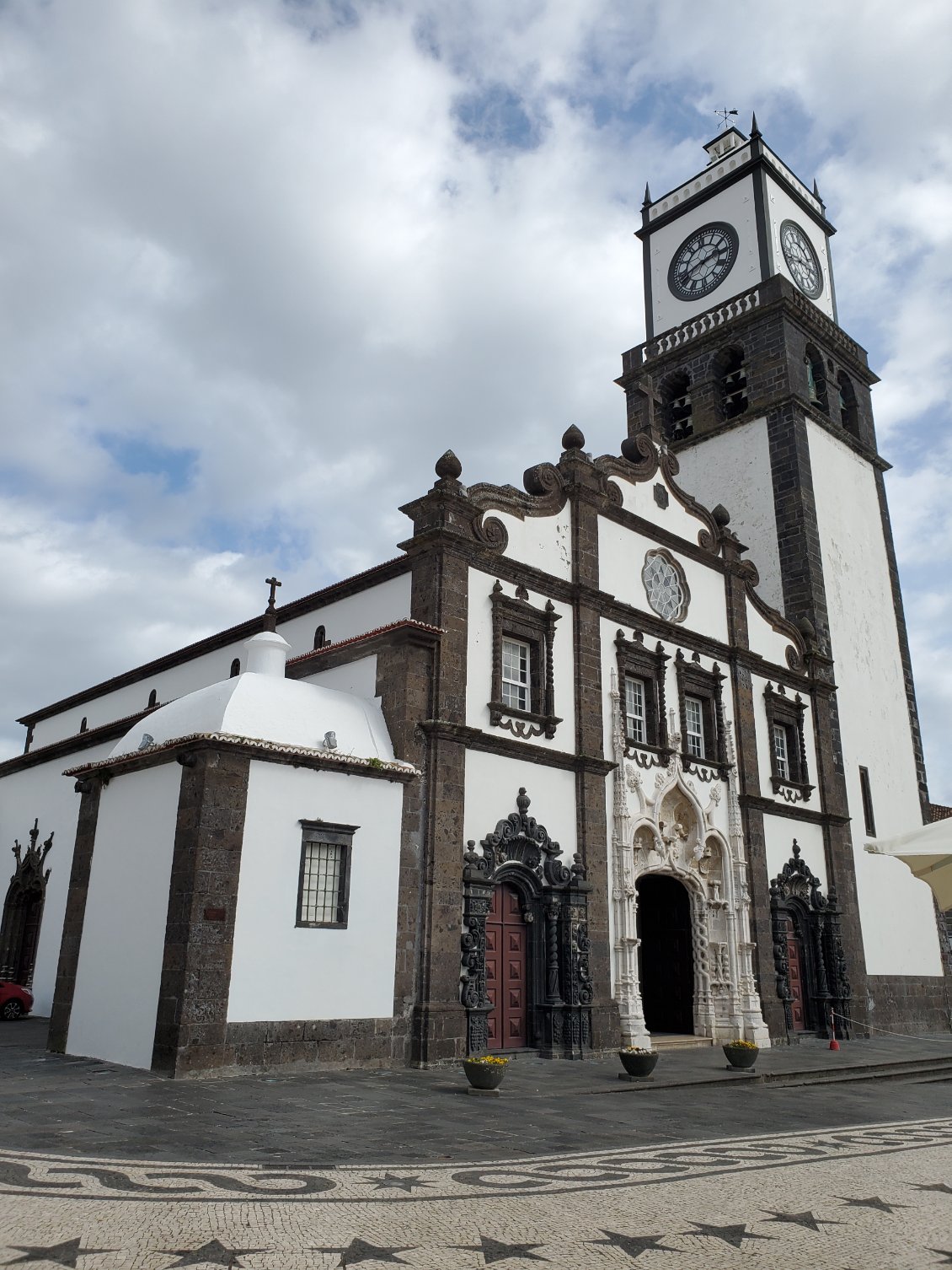 Mercredi 16 mars-fin du voyage- l'église de Ponta Delgada