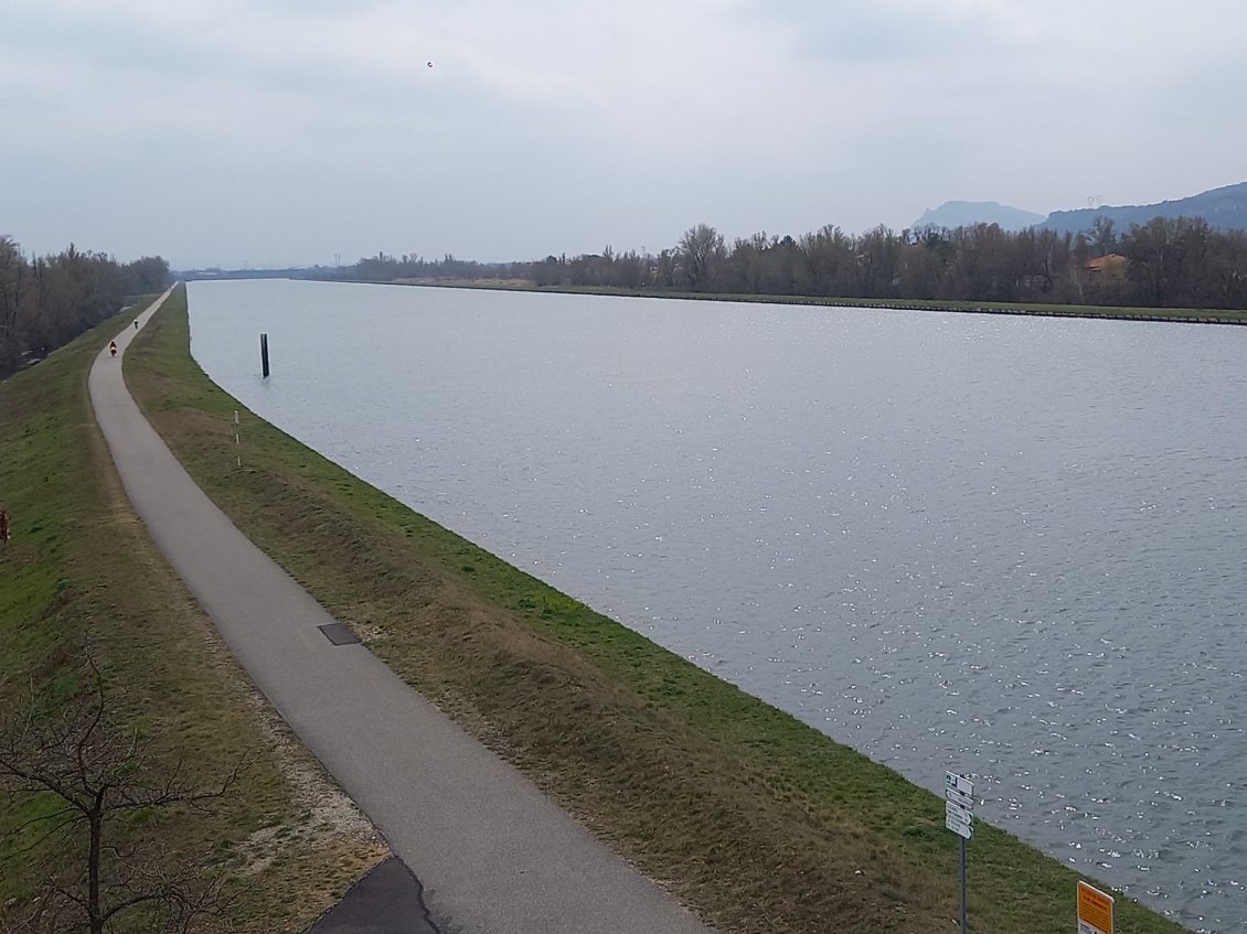 Vent de dos pleine balle, des allures de TGV