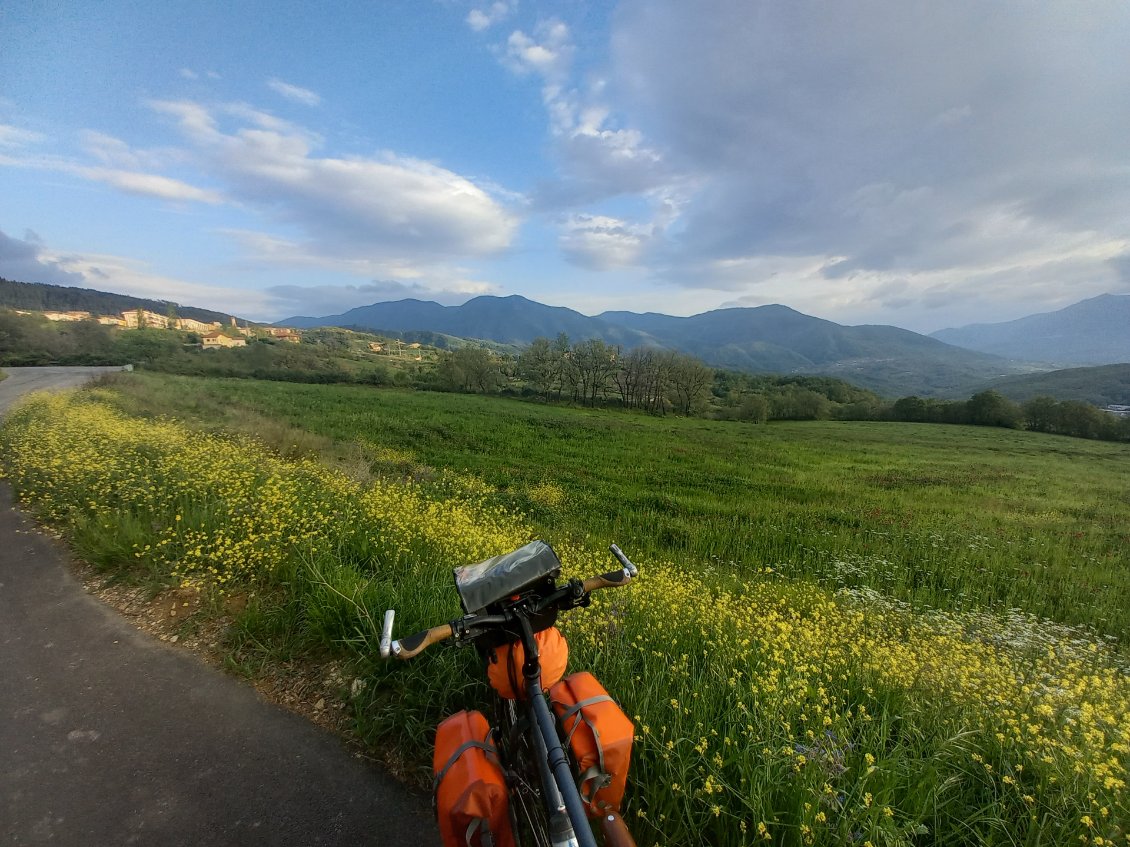 Arrivee a Castelnuovo di Conza, pour un reposant week end pluvieux, accueilli chez Germano et sa famille