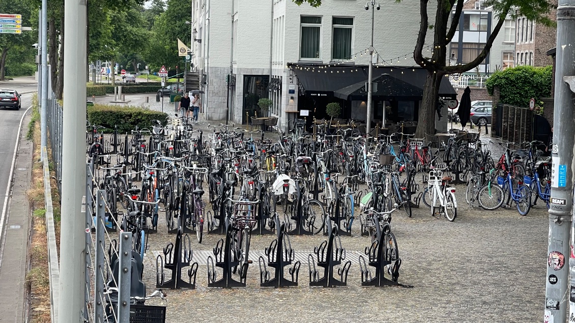 Des vélos à profusion à Maastricht.