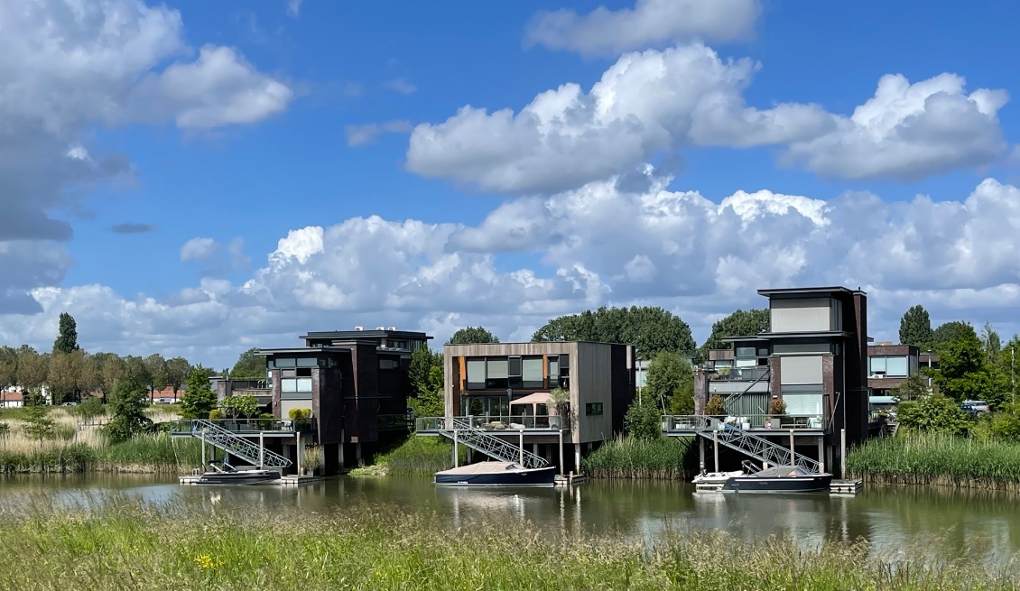 Dordrecht maisons les pieds dans l’eau.