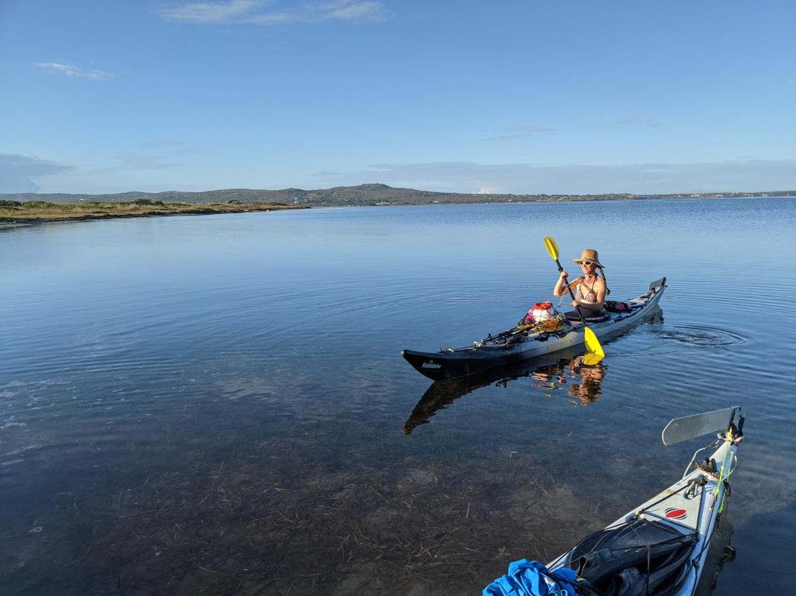 Départ matinal dans le golfe entre Punta Trettu et Sant'Antioco