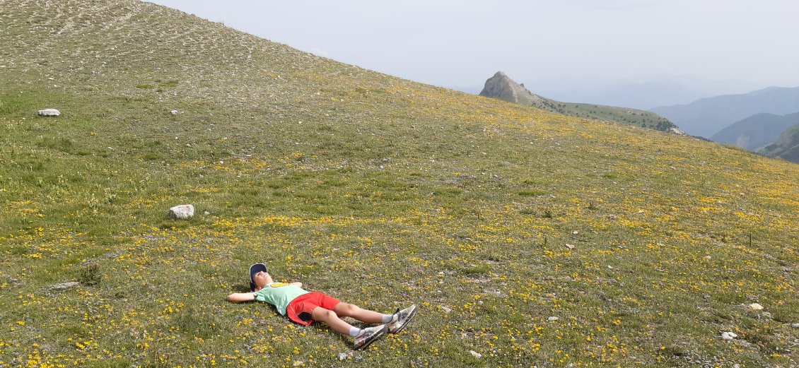 Tour du sommet des Monges sur deux jours avec bivouac