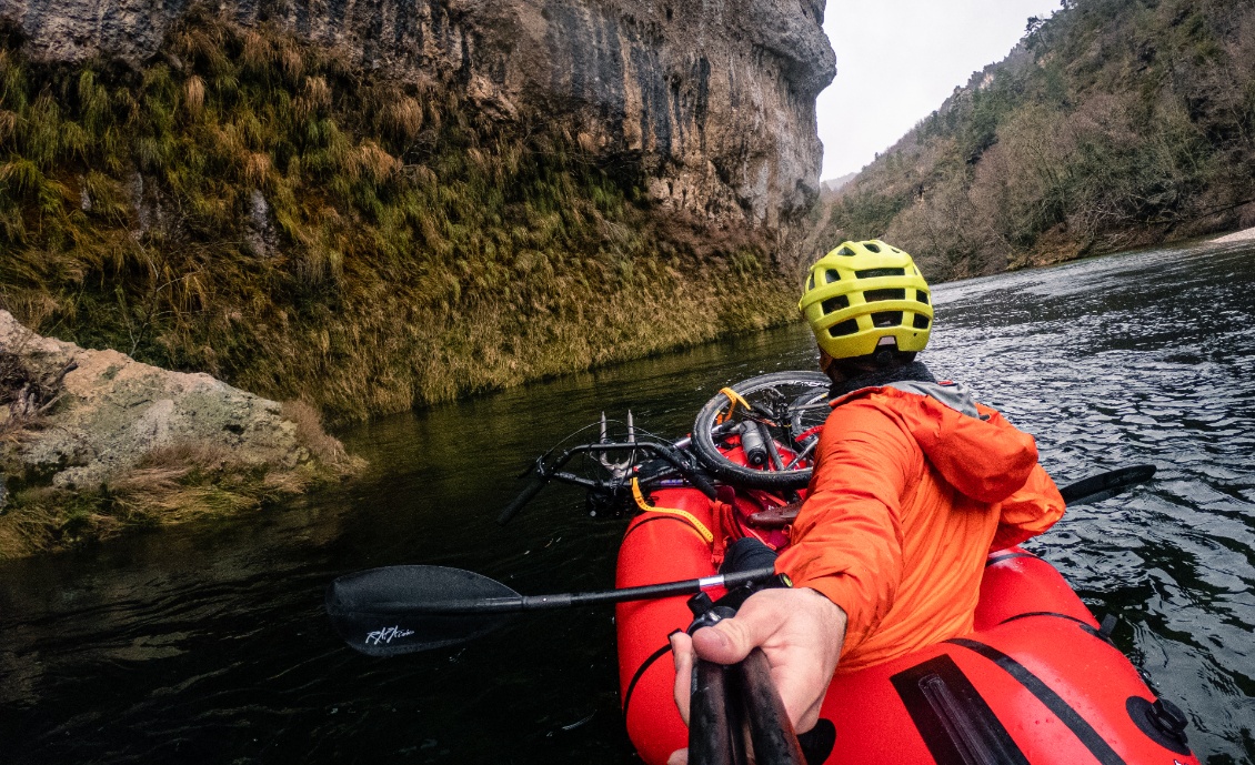 Sur le Tarn, bikeraft hivernal !