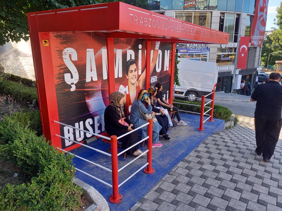 "Ring - arret de bus", Trabzon sait celebrer ses champions et fait participer ses habitants