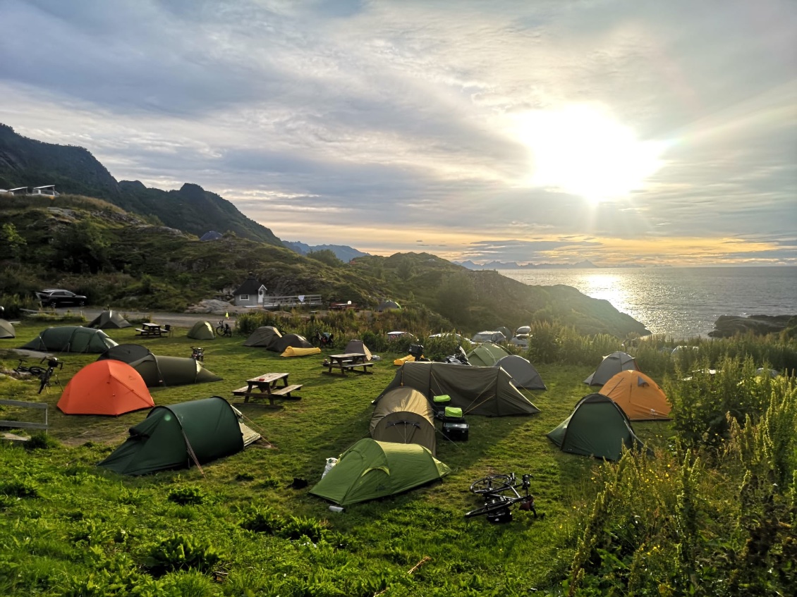 Camping de Moskenes. Cinq heures du matin.