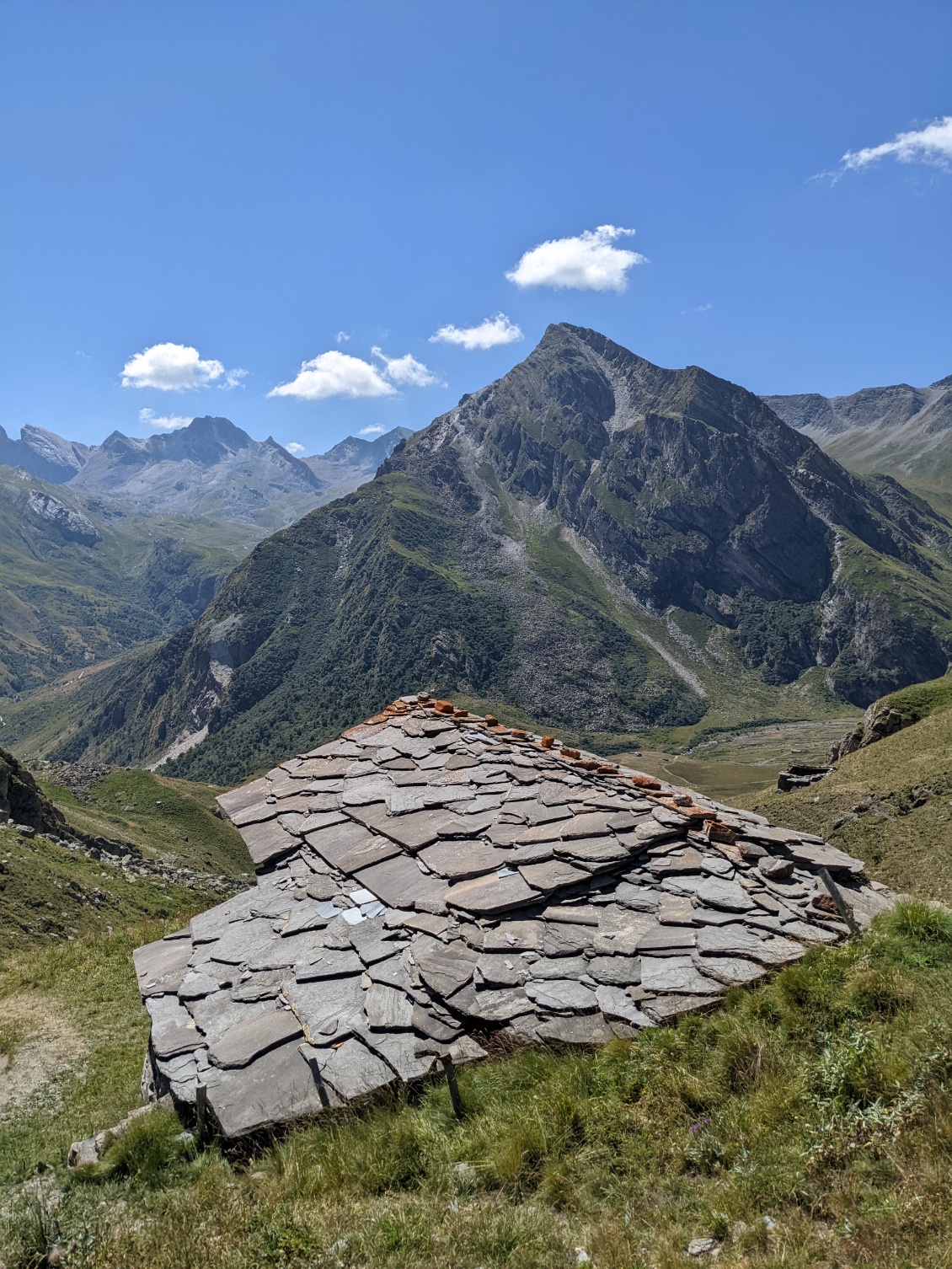 Le valle Varaita et ses toits en Lauze XXL