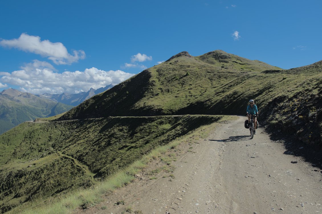 Couverture de Nice --> Bonneval en vélo par les pistes