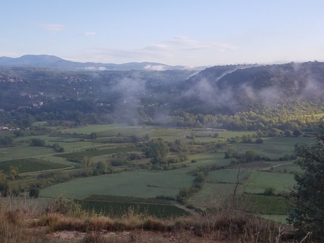 On monte et la brume est encore là