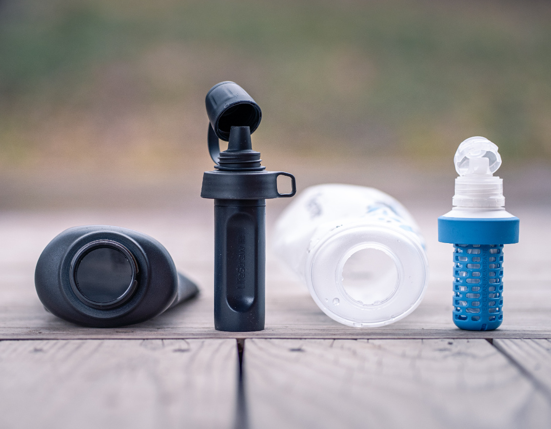 Comparaison avec le modèle LifeStraw (à gauche).