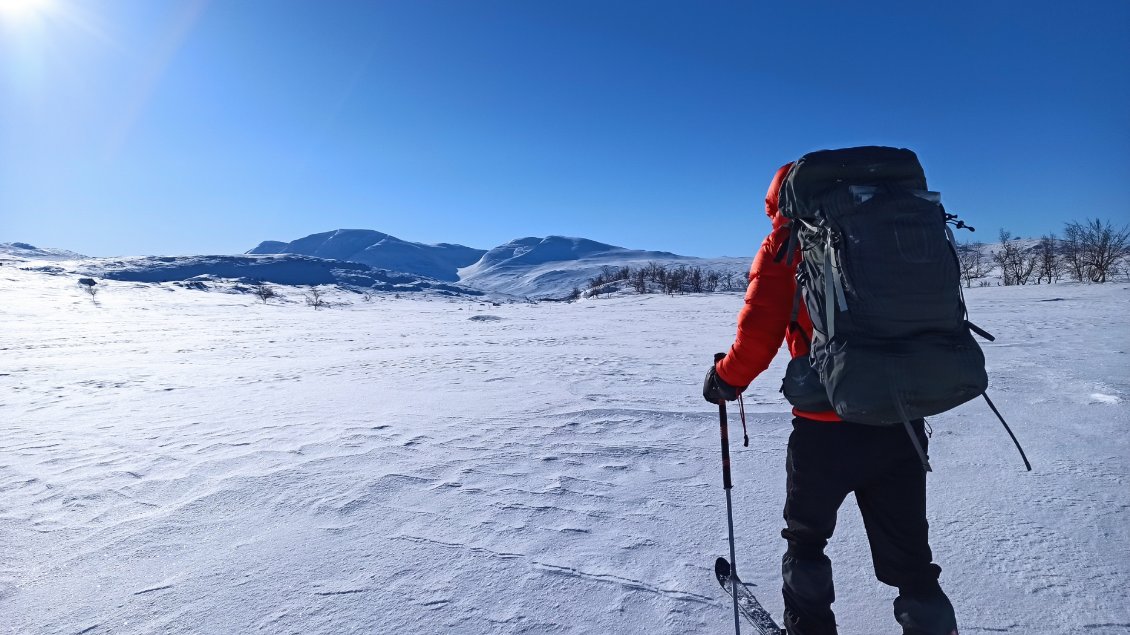 Jour 8. Traversée du premier lac de la journée.