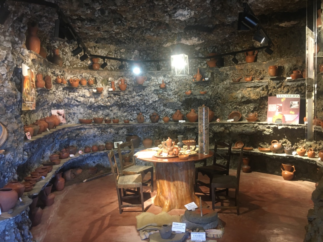 Son musée…dans une grotte !