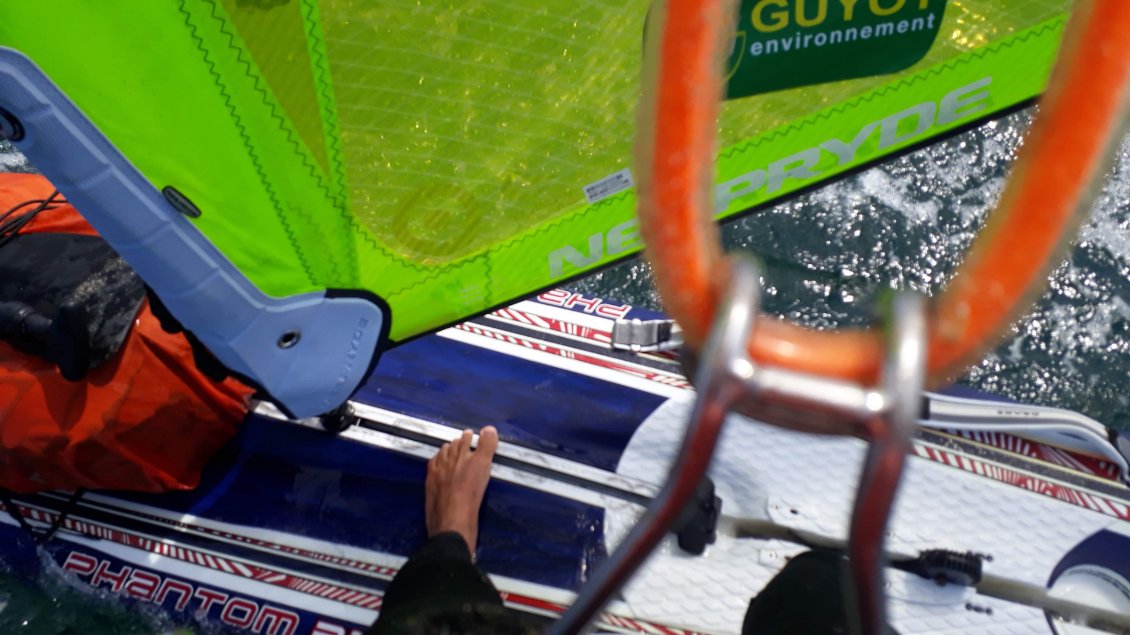 Manche, mer du nord, peut être Baltique, en planche à voile
