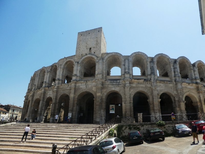 Les Arènes