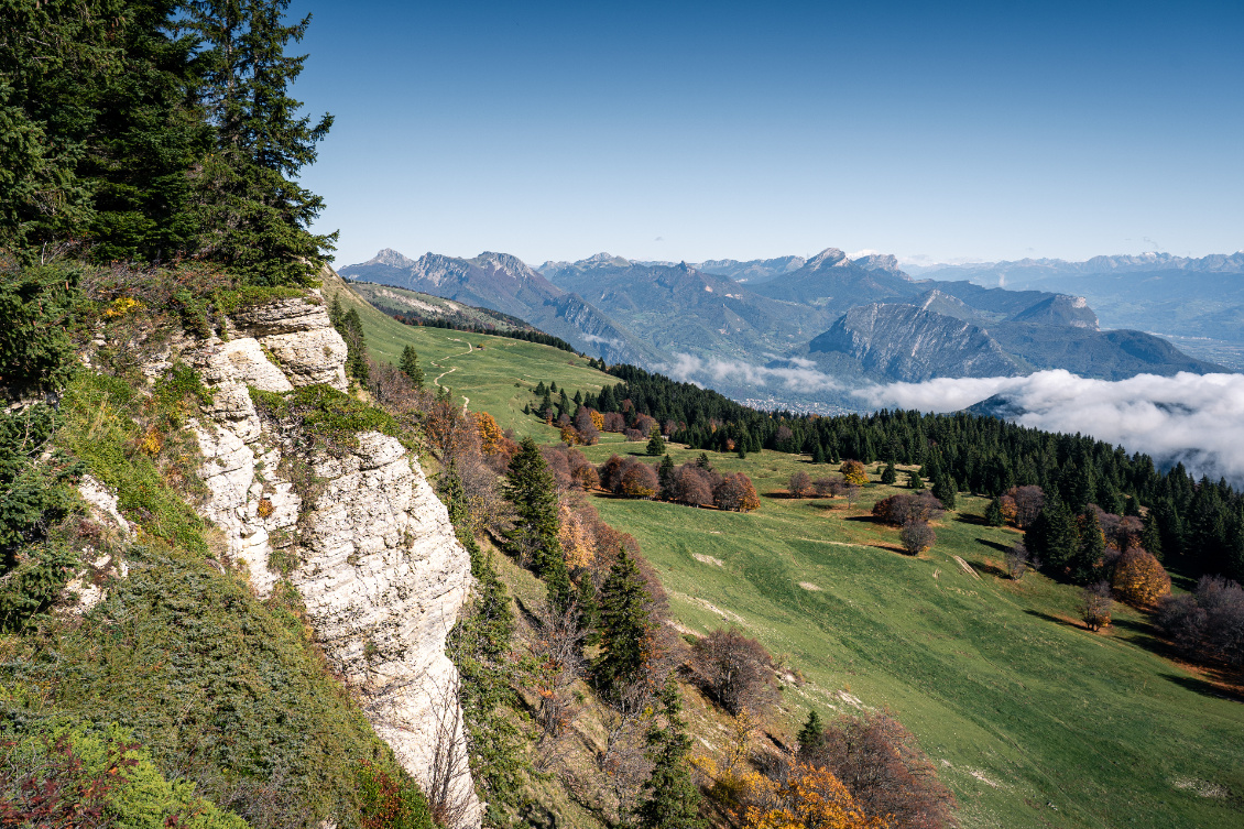 Depuis la crête, vue sur la Chartreuse.
