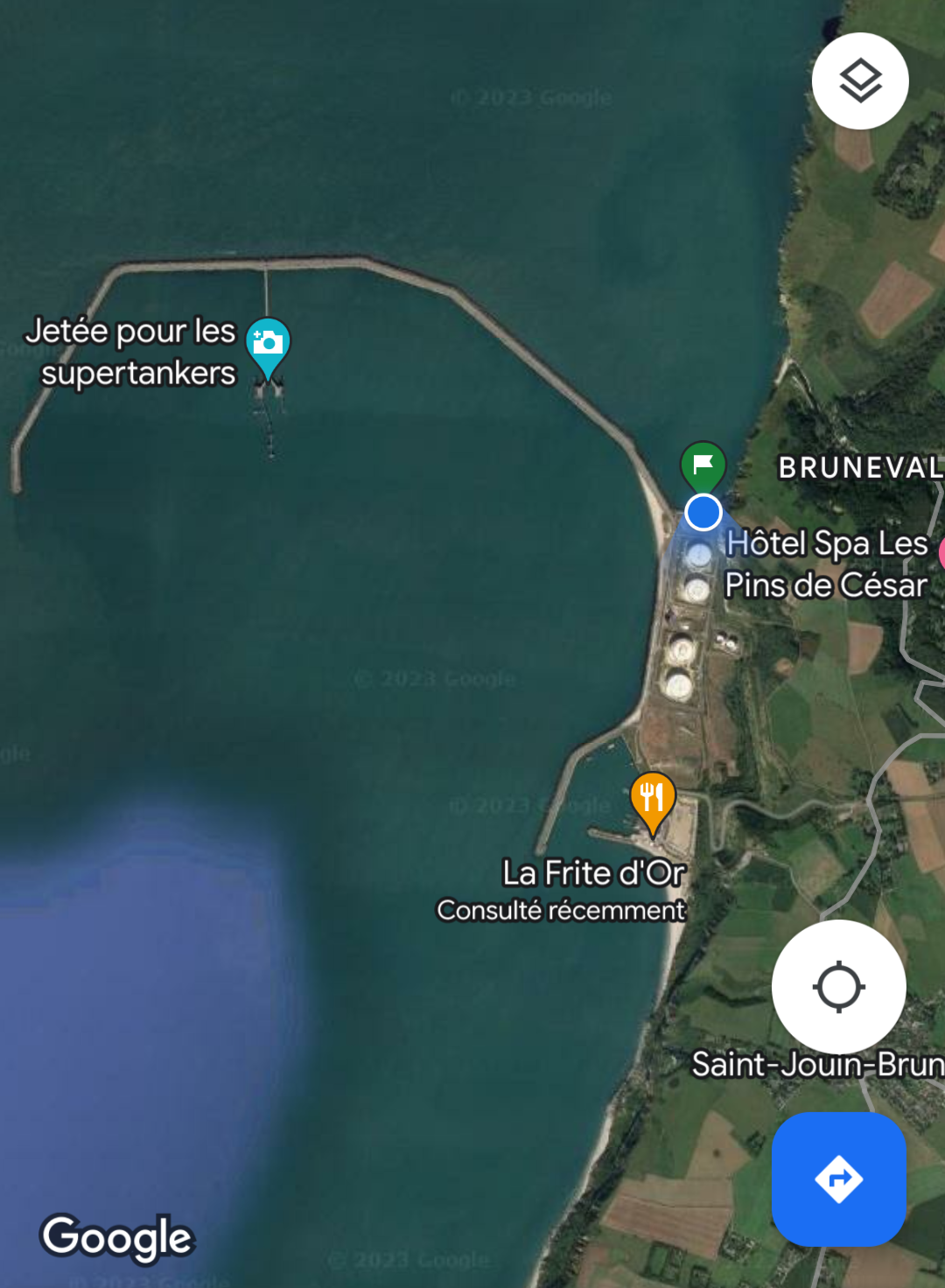 Traversée à pied de la digue du port d'Antifer (raccourci de 8km !)