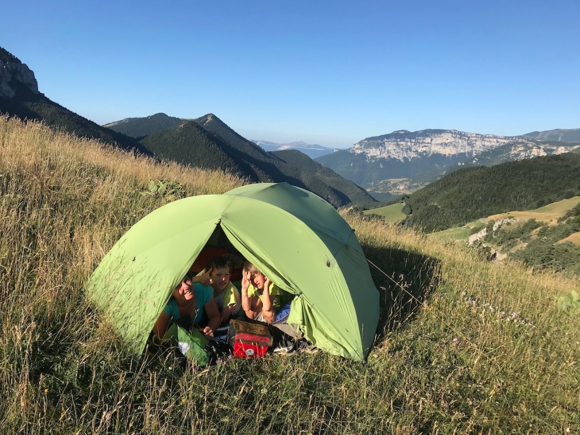 Jour 3 : réveil au col naturel de Menée