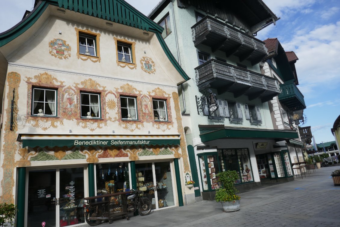 Sankt Wolfgang et ses boutiques souvenirs.