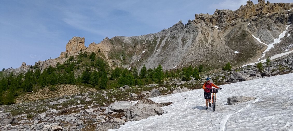 J31 - Traversée (très jolie) après le col des Ascles