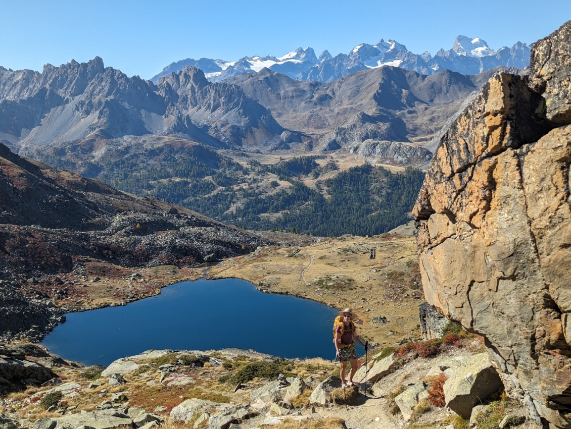 Lac Serpent et les sommets des Ecrins qui se dévoilent peu à peu.