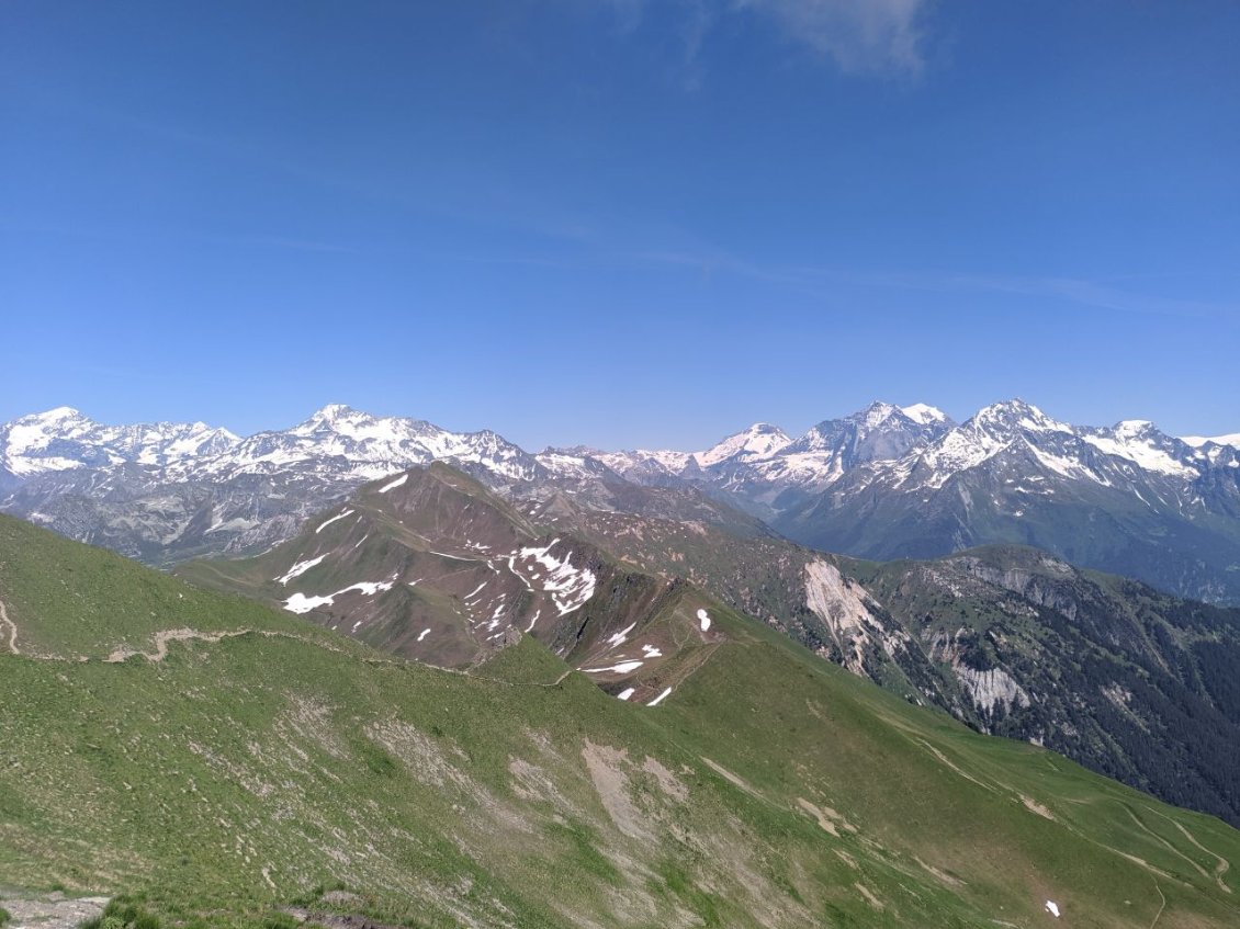 J41 - Crête entre le Mont Jovet et le Roc de Bécoin.