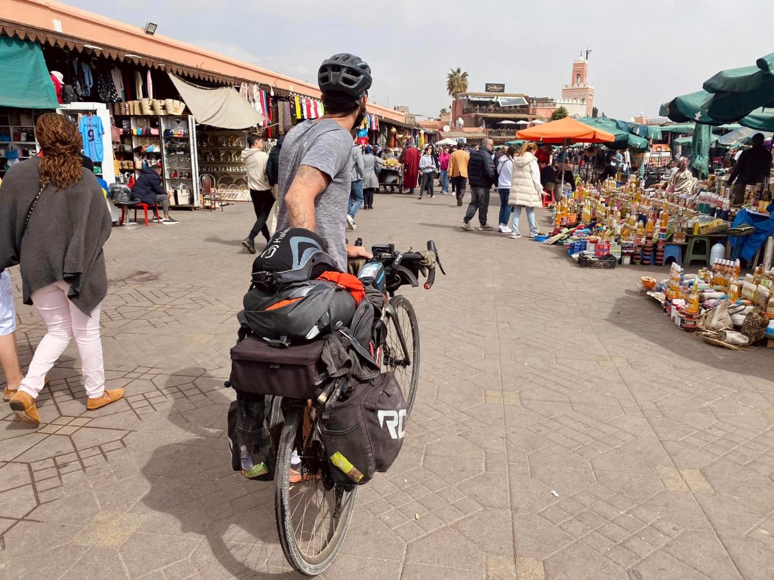 JOUR 27 : Petit tour sur la place Jemaa el fna