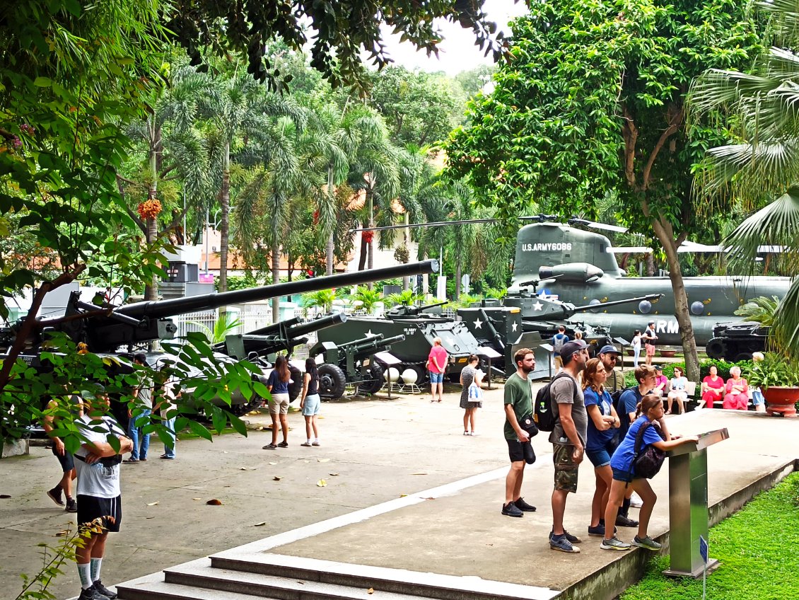 J3. La visite du musée de la guerre du Vietnam témoigne de façon assez bouleversante des atrocités de cette période.