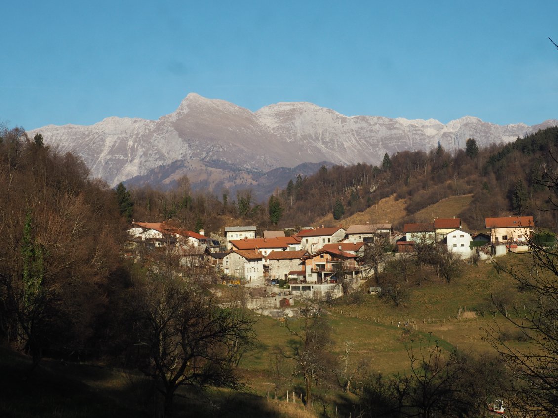 Et nous voilà à Livek, le premier village slovène.