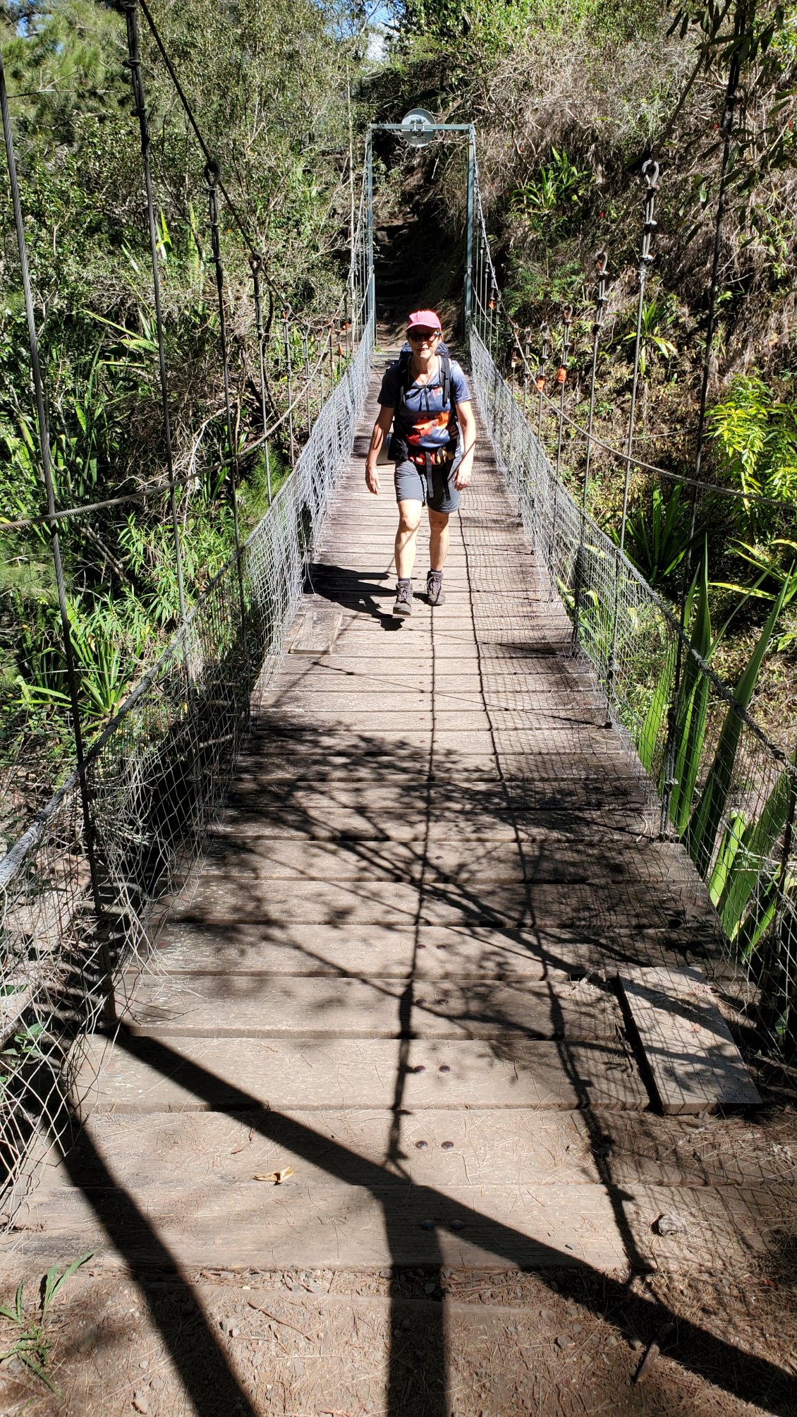 sur le chemin de Latanier, les dénivelés sont vertigineux.
