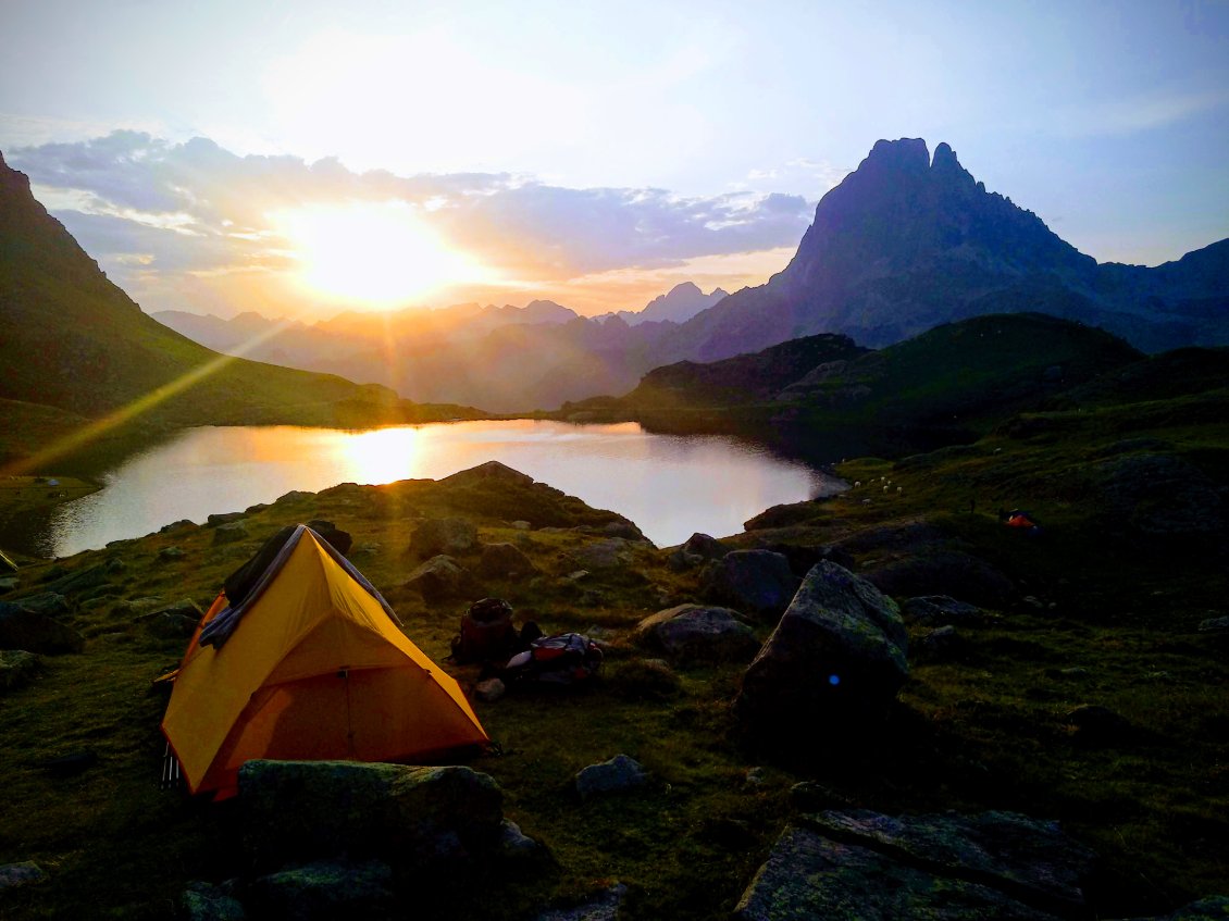 Tours de l'Ossau et du pic de Palas depuis le caillou de Socques ,6 jours