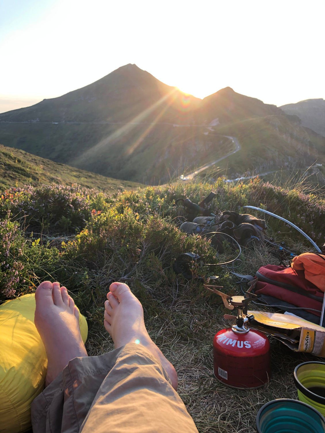 #3 Aurélie Juignet.
Petit-déj avec vue sur le puy Mary au soleil levant.