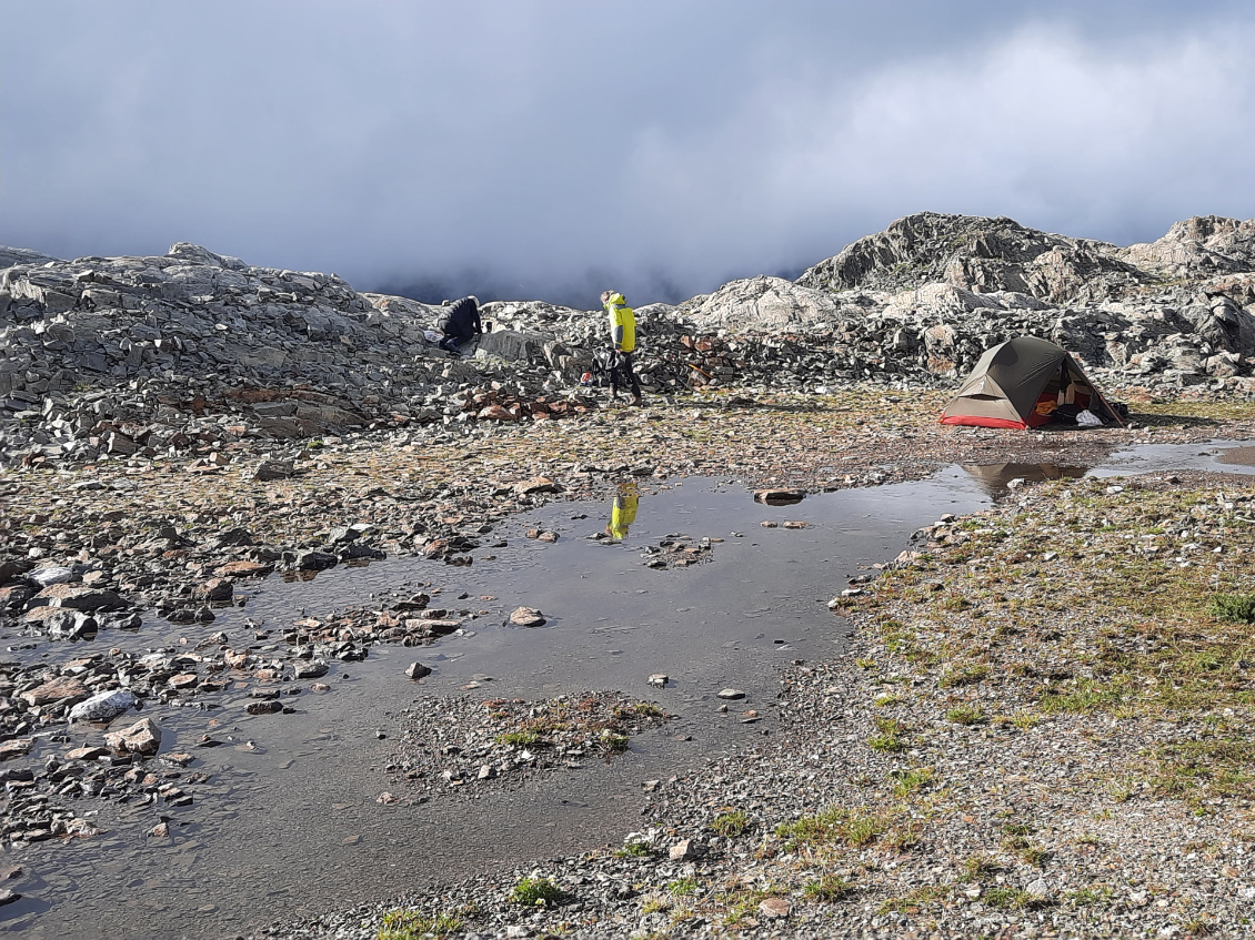#16 François Remodeau.
Bivouac estival au col des Corbeaux (2600 m) - Vallorcine.