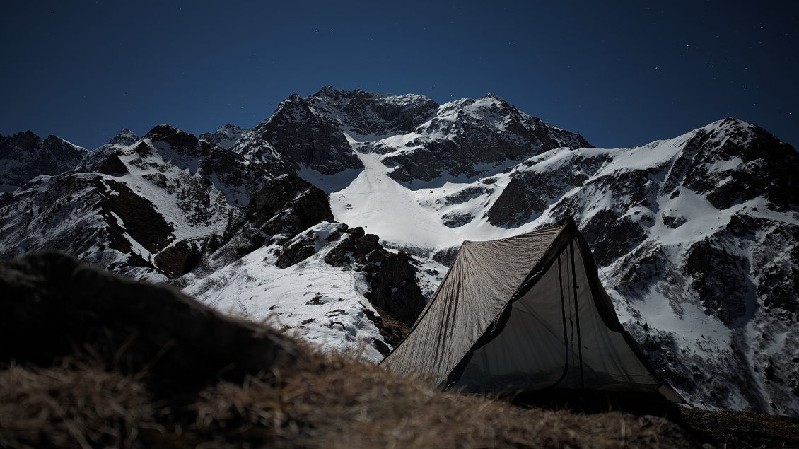 #2 Antoine Mercier.
Bivouac hivernal au mont Saint-Mury, dans le massif de Belledonne.