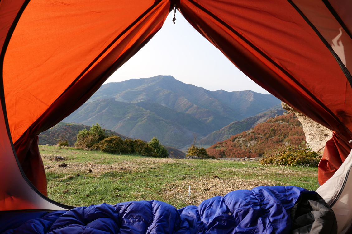 #23 Lucile Chatelon.
Buyuk Tepe, Rhodopes, Bulgarie. Première utilisation de la tente sur un éperon isolé où seuls les Thraces ont laissé leurs empreintes.