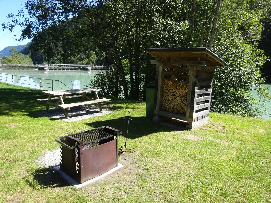 Tout est mis à disposition pour passer de bons repas !