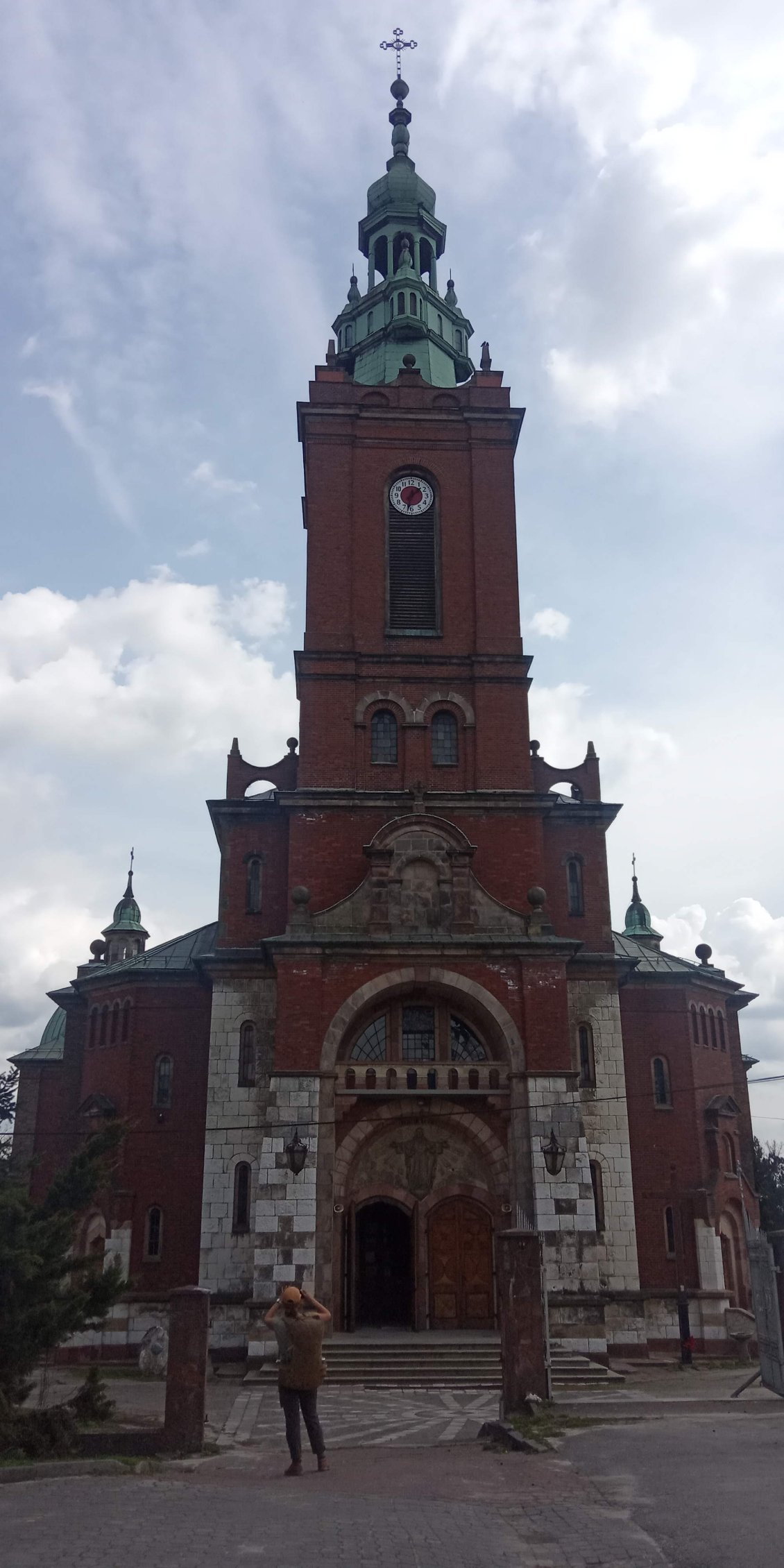 Une belle église dans le village de Sułoszowa-Druga.