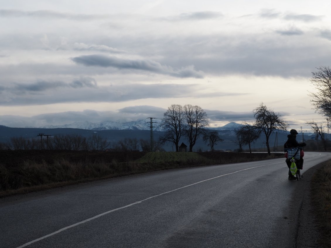 Les Tatras à l'horizon.