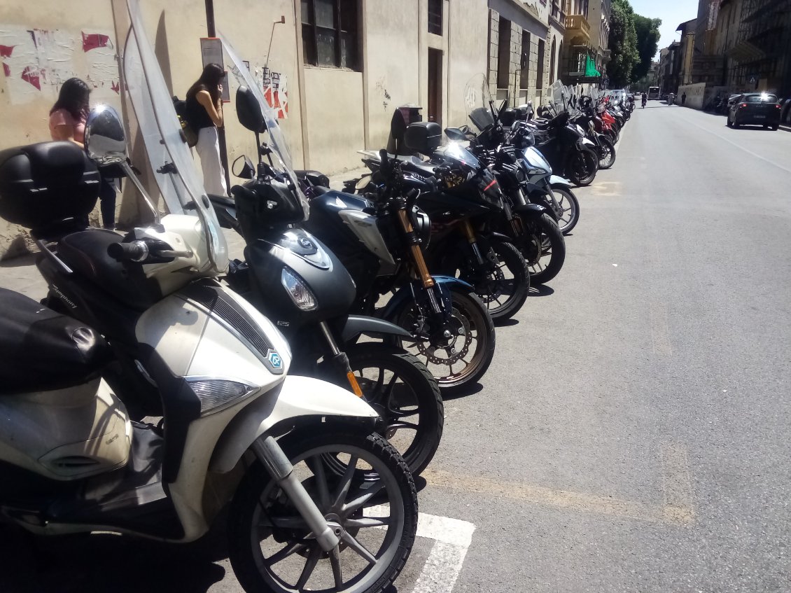C'est vrai que c'est le pays qui a inventé le Vespa.