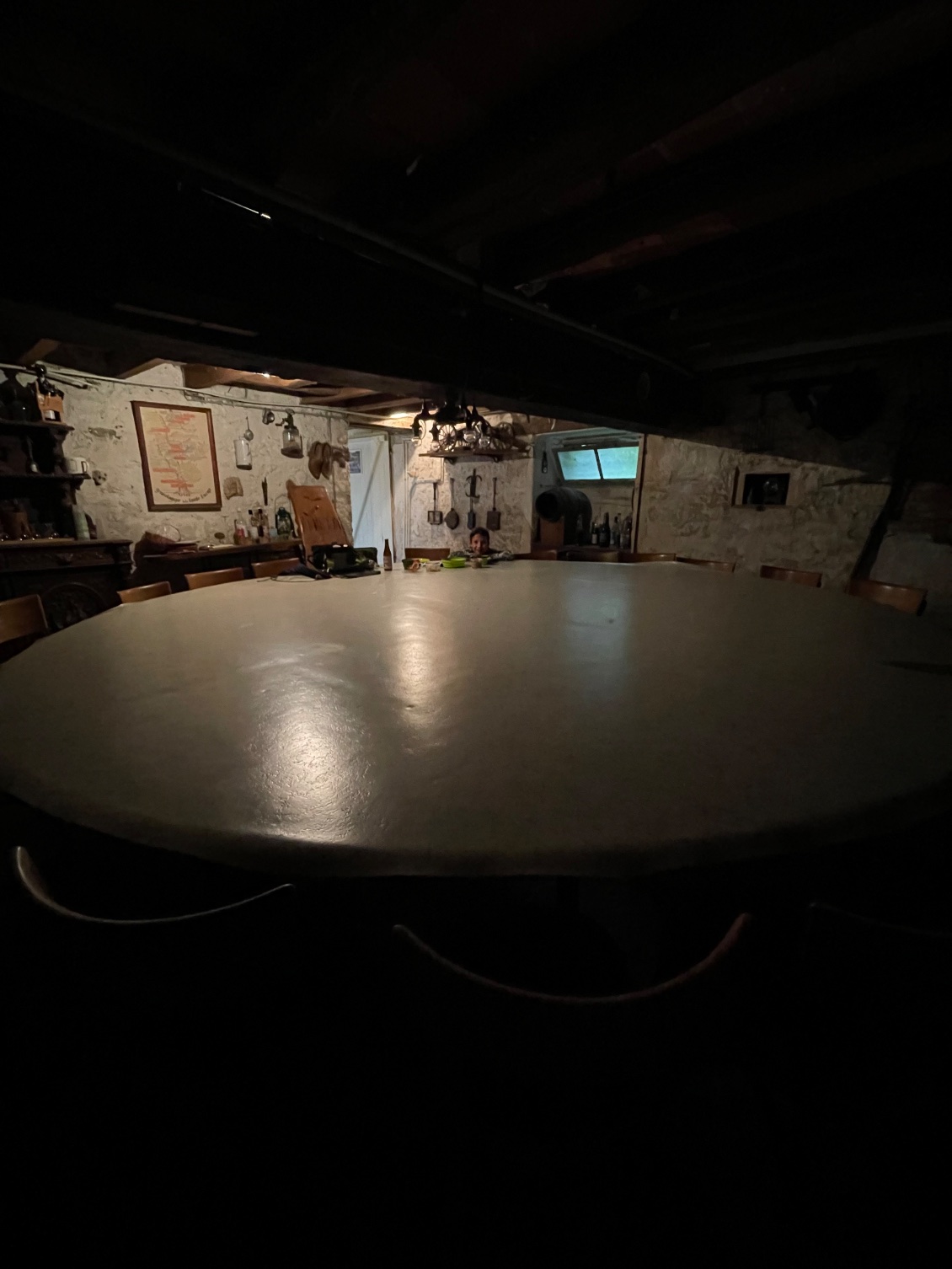 La table pour 24. Voyez-vous Gaël ?