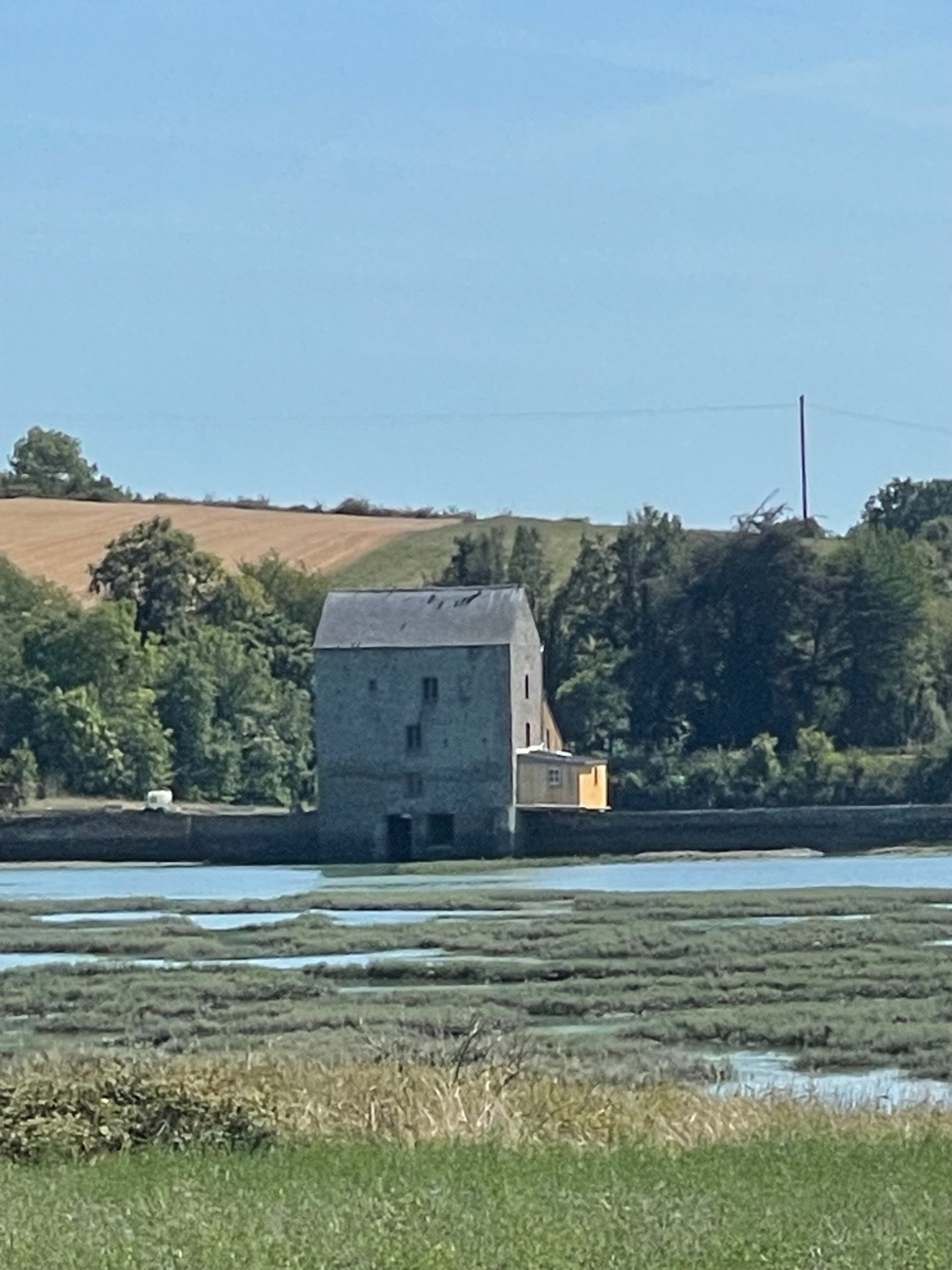 Moulin à marée de Beauchet (1542 à 1980, date à laquelle il a arrêté de moudre le grain)
