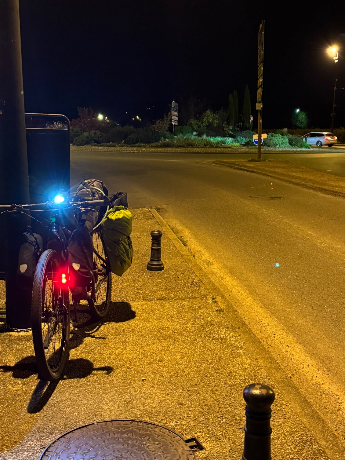 Direction le domicile à vélo en signant la fin de mon voyage 👍👍👋👋