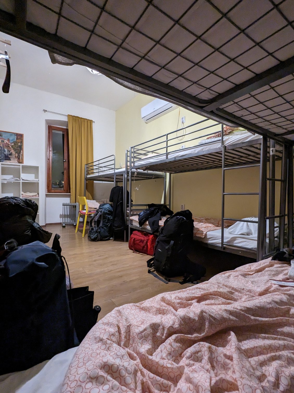 Dortoirs de l'auberge de jeunesse.