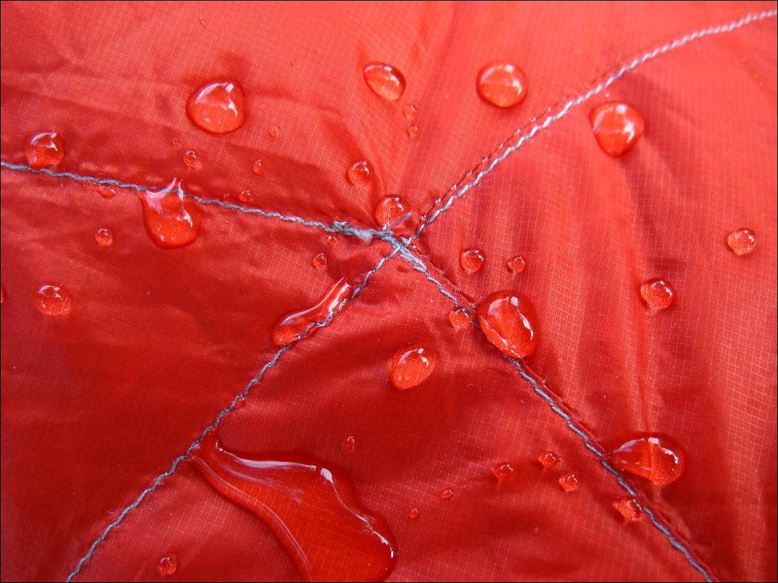 Tissu extérieur déperlant