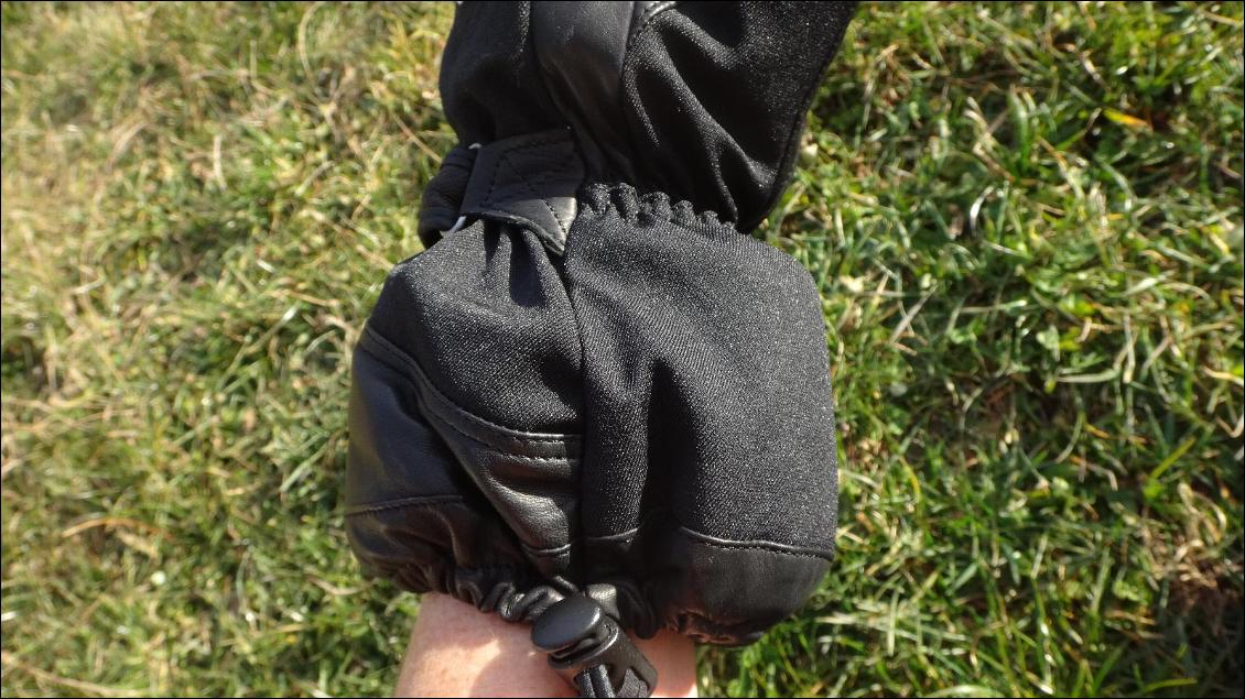Nouveau système de serrage de poignet efficace (élastique + tanka autobloquant)